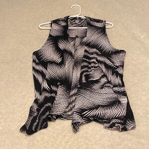 Elegant Black and White Patterned Blouse